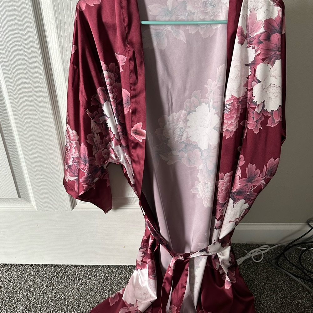 Floral Satin Robe - Burgundy and White